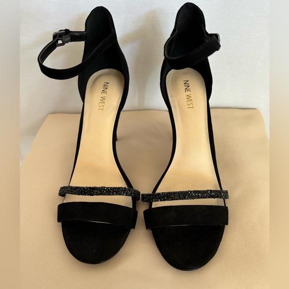 Nine West Black Amurri Sueded Rhinestone Heels 9.5 - Picture 3 of 8